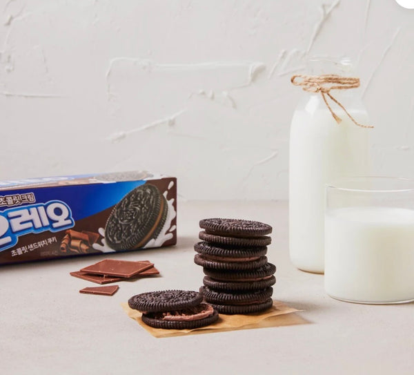 Korean Limited Edition Thin Chocolate Sandwich Cookies