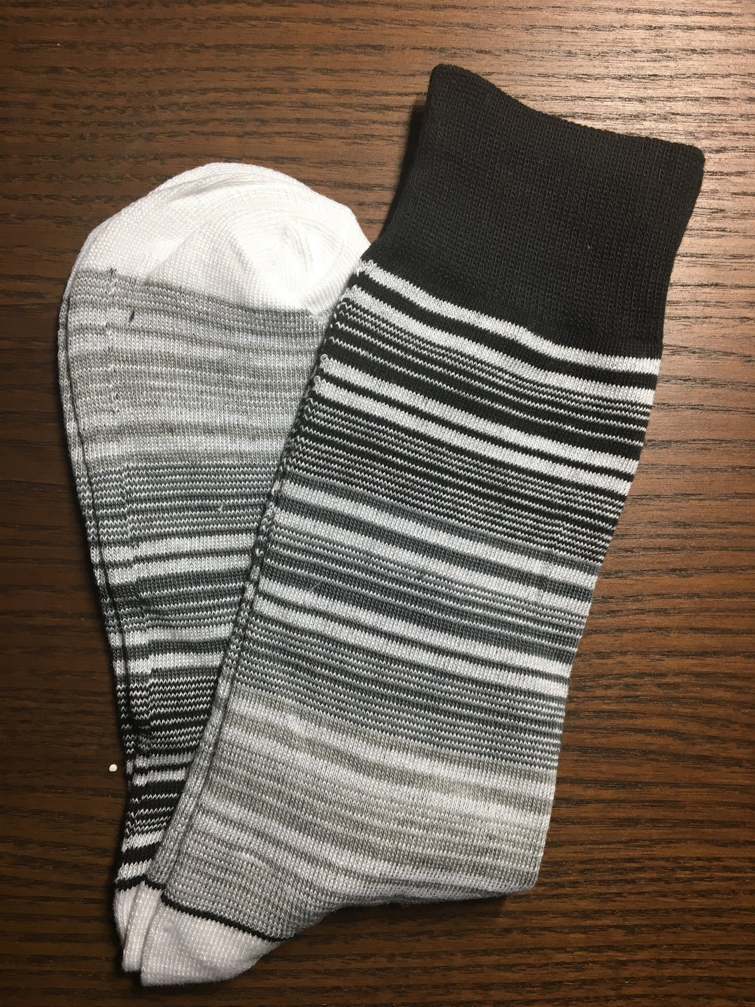 Medias blancas y negras - Socksn'Ties